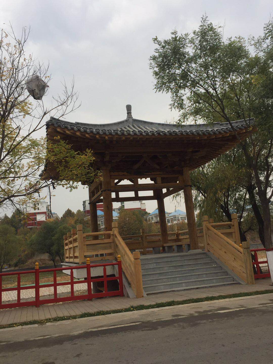 防腐木仿古涼亭